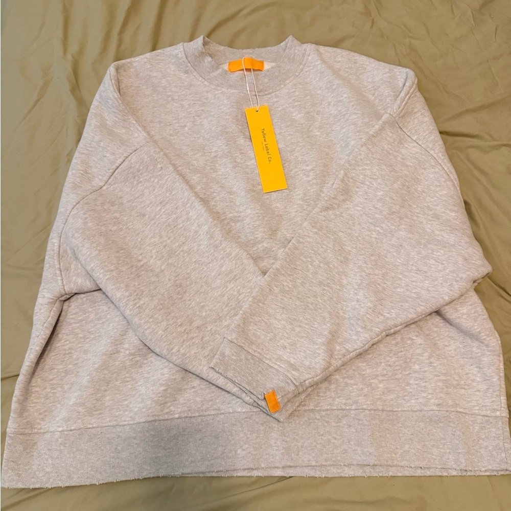 NWT - Yellow Label Co. Le Cozyyy Crew Gray Crewneck Sweatshirt Size M-L